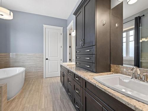 1803 Ainslie Court, Edmonton, AB - Indoor Photo Showing Bathroom