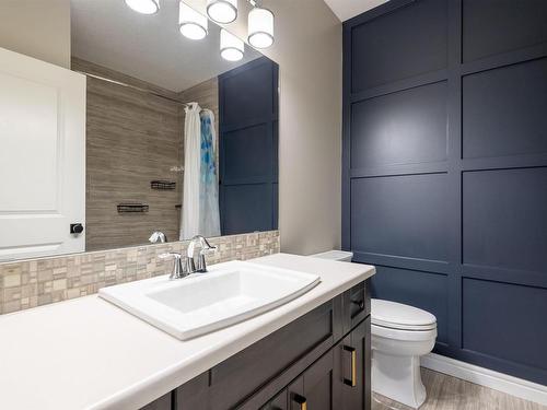 1803 Ainslie Court, Edmonton, AB - Indoor Photo Showing Bathroom