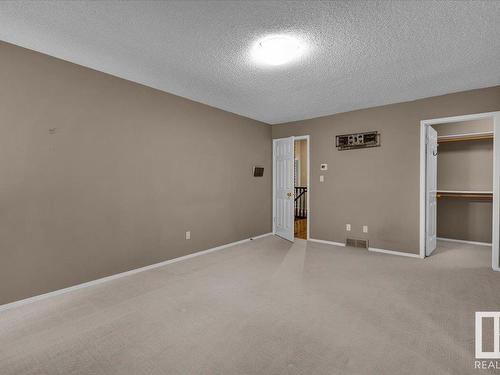 136 Wolf Willow Close, Edmonton, AB - Indoor Photo Showing Other Room