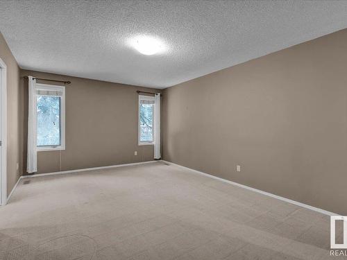 136 Wolf Willow Close, Edmonton, AB - Indoor Photo Showing Other Room