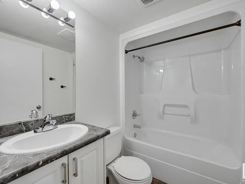 309 8117 114 Avenue, Edmonton, AB - Indoor Photo Showing Bathroom