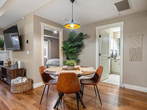 103 10232 115 Street, Edmonton, AB - Indoor Photo Showing Dining Room