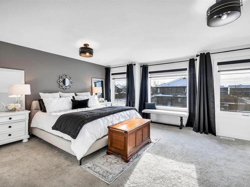 7024 Chivers Loop, Edmonton, AB - Indoor Photo Showing Bedroom