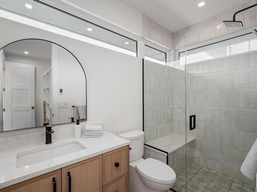 55B Fairway Drive, Edmonton, AB - Indoor Photo Showing Bathroom