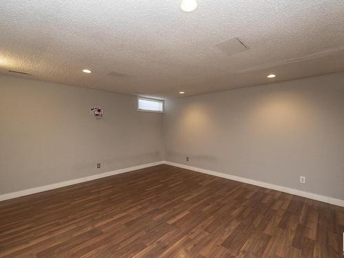 173 Tudor Lane, Edmonton, AB - Indoor Photo Showing Other Room