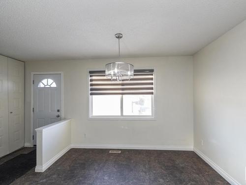 173 Tudor Lane, Edmonton, AB - Indoor Photo Showing Other Room