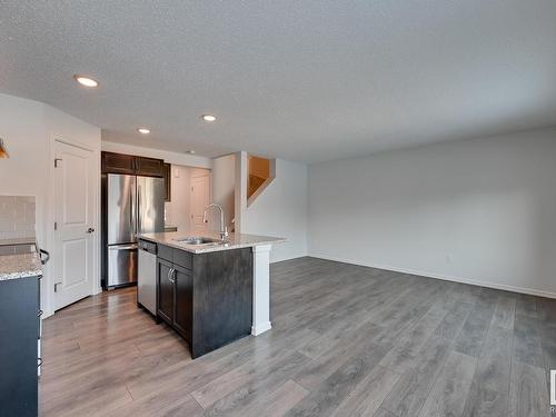 21804 91 Avenue, Edmonton, AB - Indoor Photo Showing Kitchen