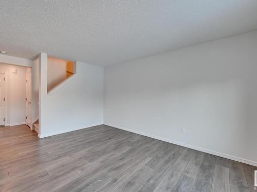 21804 91 Avenue, Edmonton, AB - Indoor Photo Showing Other Room