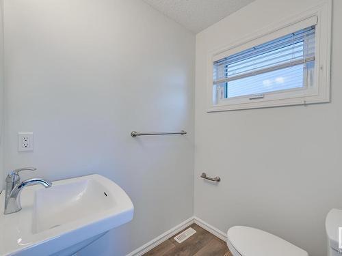 21804 91 Avenue, Edmonton, AB - Indoor Photo Showing Bathroom