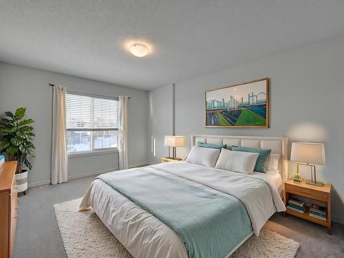 21804 91 Avenue, Edmonton, AB - Indoor Photo Showing Bedroom