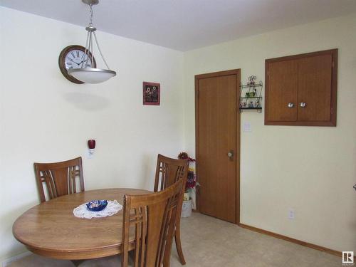 4614 53 Avenue, Barrhead, AB - Indoor Photo Showing Dining Room