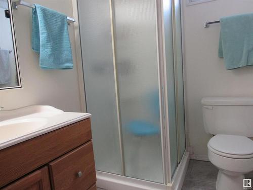 4614 53 Avenue, Barrhead, AB - Indoor Photo Showing Bathroom