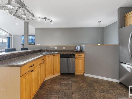 17 62331 Rge Rd 411A, Rural Bonnyville M.D., AB - Indoor Photo Showing Kitchen With Double Sink