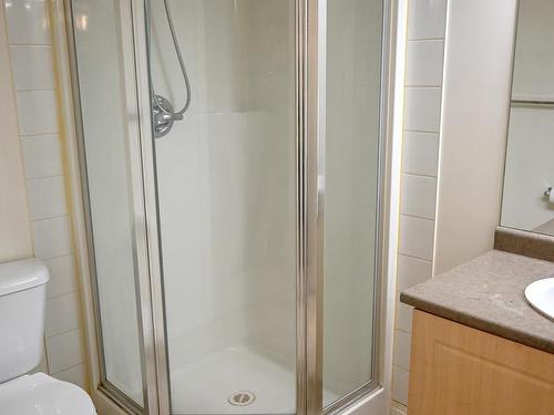 211 616 Mcallister Loop, Edmonton, AB - Indoor Photo Showing Bathroom