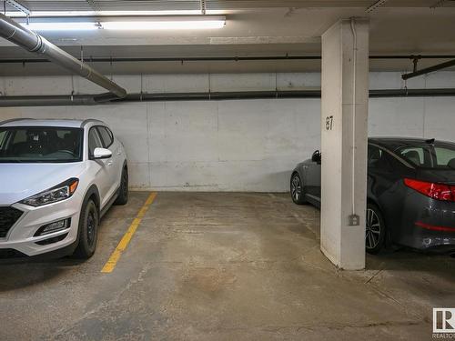 211 616 Mcallister Loop, Edmonton, AB - Indoor Photo Showing Garage