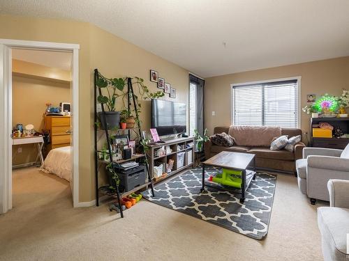 122 18126 77 Street, Edmonton, AB - Indoor Photo Showing Living Room