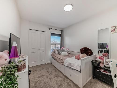 16934 109 Street, Edmonton, AB - Indoor Photo Showing Bedroom