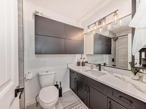 16934 109 Street, Edmonton, AB - Indoor Photo Showing Bathroom