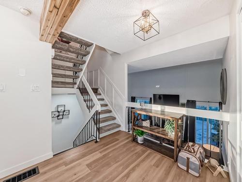 16934 109 Street, Edmonton, AB - Indoor Photo Showing Other Room