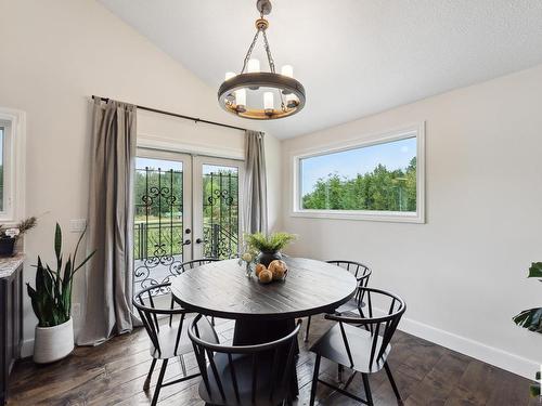 13 51218 Rge Road 214, Rural Strathcona County, AB - Indoor Photo Showing Dining Room