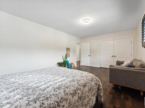 13 51218 Rge Road 214, Rural Strathcona County, AB - Indoor Photo Showing Bedroom