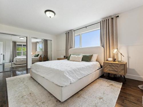 13 51218 Rge Road 214, Rural Strathcona County, AB - Indoor Photo Showing Bedroom