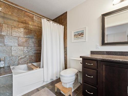 13 51218 Rge Road 214, Rural Strathcona County, AB - Indoor Photo Showing Bathroom