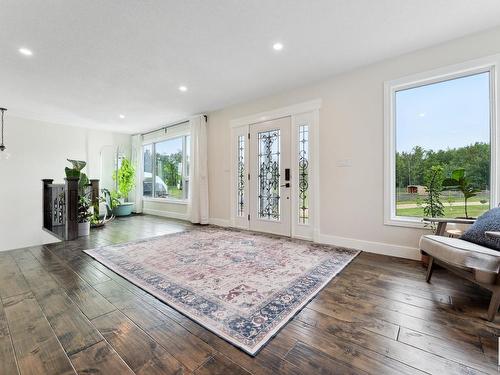 13 51218 Rge Road 214, Rural Strathcona County, AB - Indoor Photo Showing Living Room