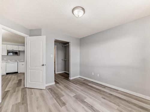 1422 330 Clareview Station Drive, Edmonton, AB - Indoor