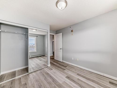 1422 330 Clareview Station Drive, Edmonton, AB - Indoor Photo Showing Other Room