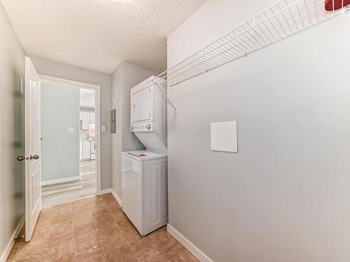 1422 330 Clareview Station Drive, Edmonton, AB - Indoor Photo Showing Laundry Room