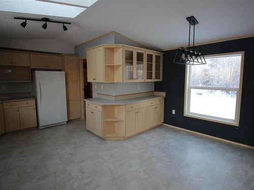 58117 Rge Road 12, Rural Westlock County, AB - Indoor Photo Showing Kitchen