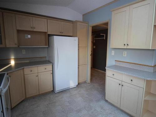 58117 Rge Road 12, Rural Westlock County, AB - Indoor Photo Showing Kitchen