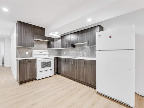 108 Millbourne E Nw, Edmonton, AB - Indoor Photo Showing Kitchen