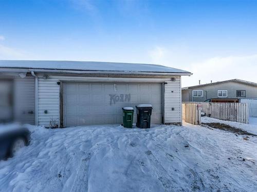 108 Millbourne E Nw, Edmonton, AB - Outdoor