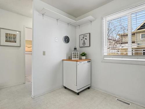 13 9619 180 Street, Edmonton, AB - Indoor Photo Showing Laundry Room