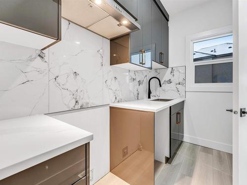 6321 17 Street, Rural Leduc County, AB - Indoor Photo Showing Kitchen