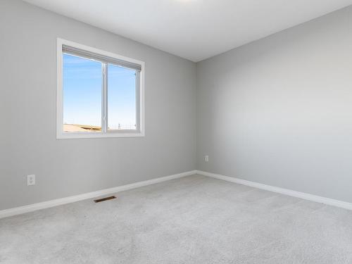 17039 38 Street Nw, Edmonton, AB - Indoor Photo Showing Other Room