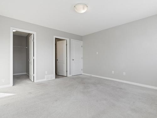 17039 38 Street Nw, Edmonton, AB - Indoor Photo Showing Other Room