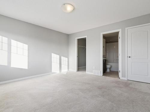 17039 38 Street Nw, Edmonton, AB - Indoor Photo Showing Other Room