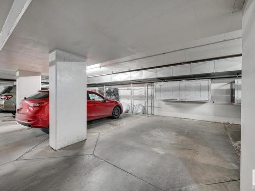 601 10046 117 Street, Edmonton, AB - Indoor Photo Showing Garage