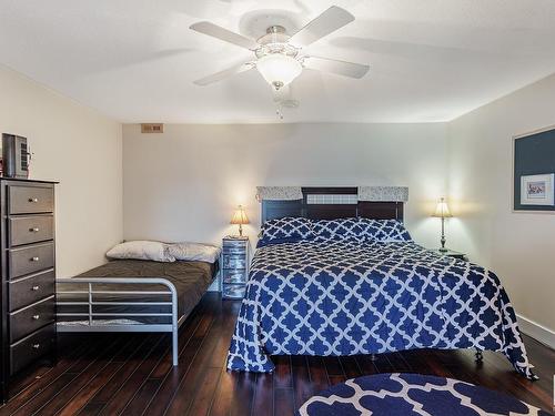 6816 St.Anne Trail, Rural Lac Ste. Anne County, AB - Indoor Photo Showing Bedroom