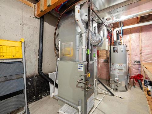 16106 10 Avenue, Edmonton, AB - Indoor Photo Showing Basement