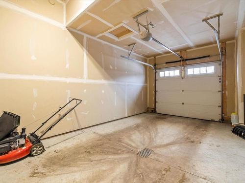 16106 10 Avenue, Edmonton, AB - Indoor Photo Showing Garage