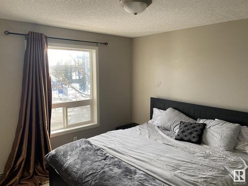 2210 320 Clareview Station Drive, Edmonton, AB - Indoor Photo Showing Bedroom