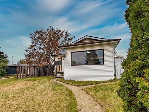 202 Lee Ridge Rd, Edmonton, AB - Outdoor