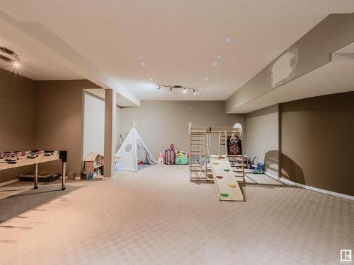 11407 12 Avenue, Edmonton, AB - Indoor