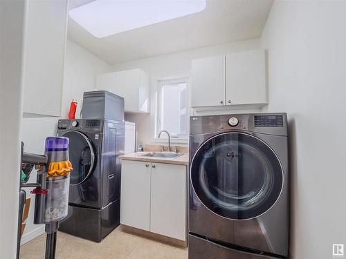 11407 12 Avenue, Edmonton, AB - Indoor Photo Showing Laundry Room