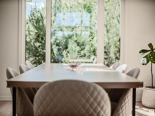 11407 12 Avenue, Edmonton, AB - Indoor Photo Showing Dining Room