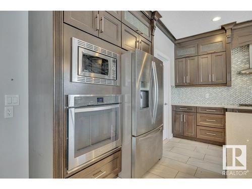 492 Reynalds Wynd, Leduc, AB - Indoor Photo Showing Kitchen